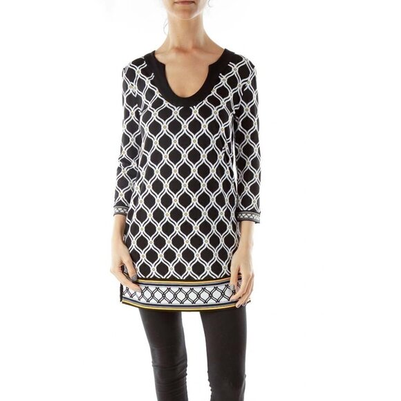 White House Black Market Dresses & Skirts - White House Black Market Black White Yellow Printed Dress